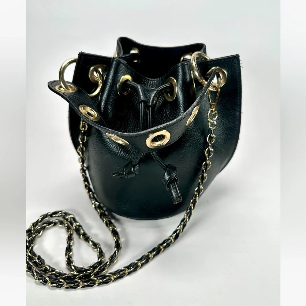 HOUSE OF HARLOW Original 1960 100% Leather Bucket Crossbody Drawstring Bag